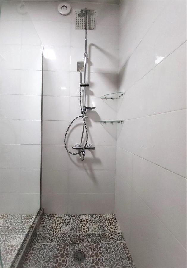 Avlabari Apartment - New One تبليسي المظهر الخارجي الصورة