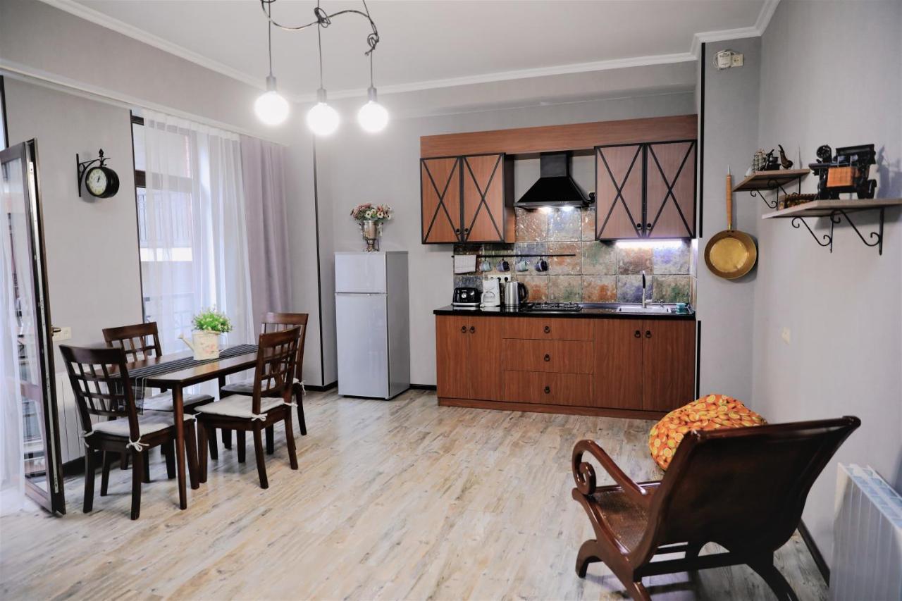 Avlabari Apartment - New One تبليسي المظهر الخارجي الصورة